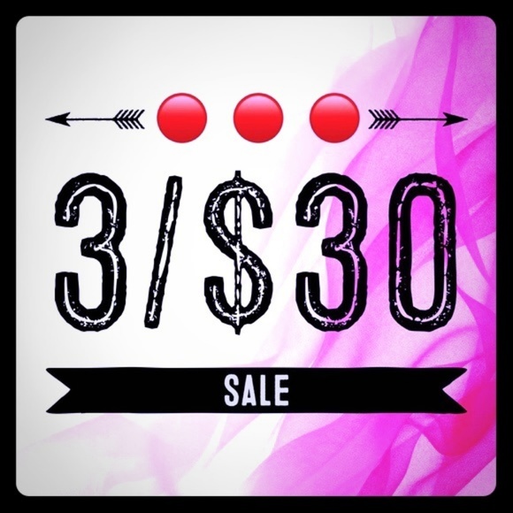 3/$30 Red Heart Sunglasses Sunnies - Picture 5 of 5